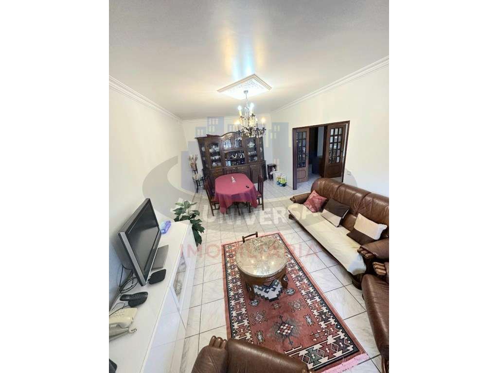 MORADIA T6 VENDA COM ESPAÇO COMERCIAL E RESIDENCIAL , A 10 MINUTOS ...-16