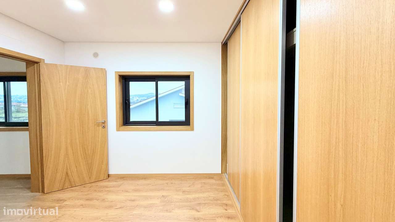 Moradia T3 Venda em Oliveira (Santa Maria),Vila Nova de Famalicão-9