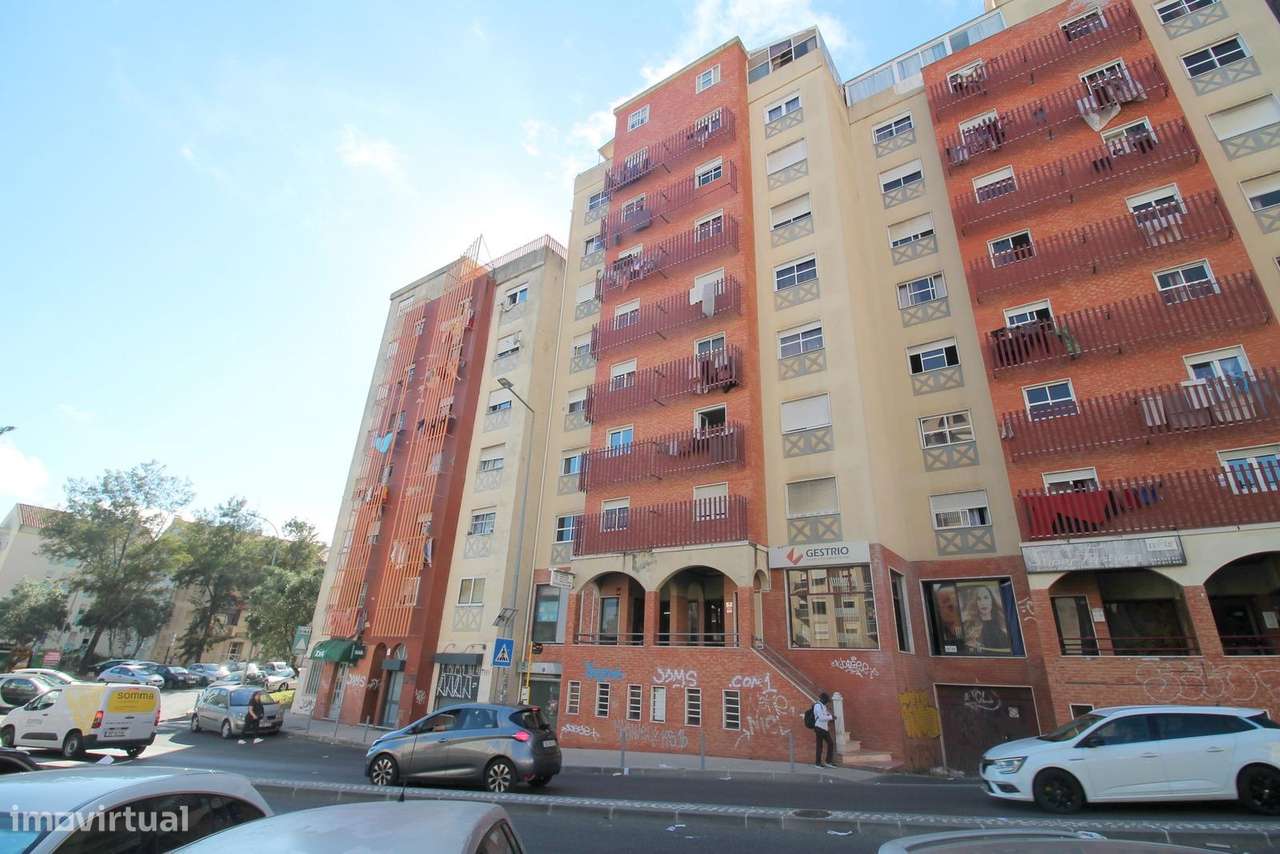 Apartamento T2 Central nas Mercês-19