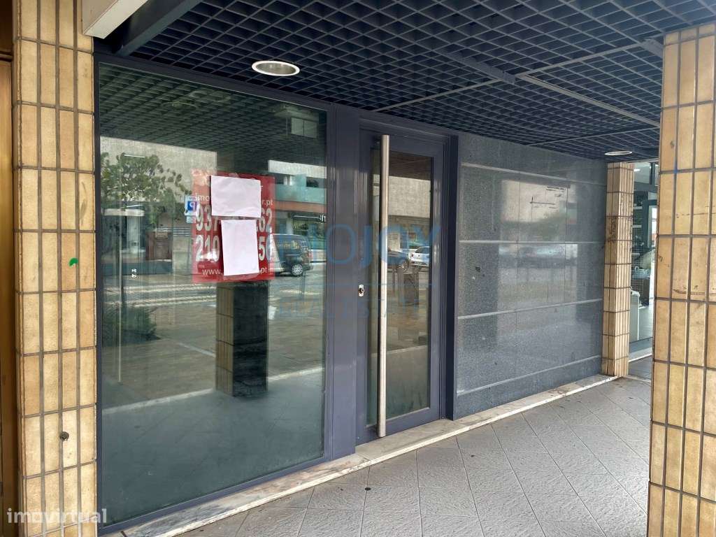 Ampla Loja em Paços de Ferreira - Grande imagem: 2/20