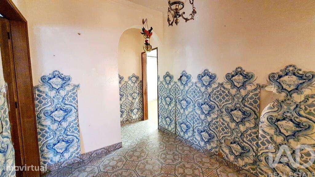 Casa / Villa T6 em Espírito Santo, Nossa Senhora da Graça e São Simão - Grande imagem: 5/27