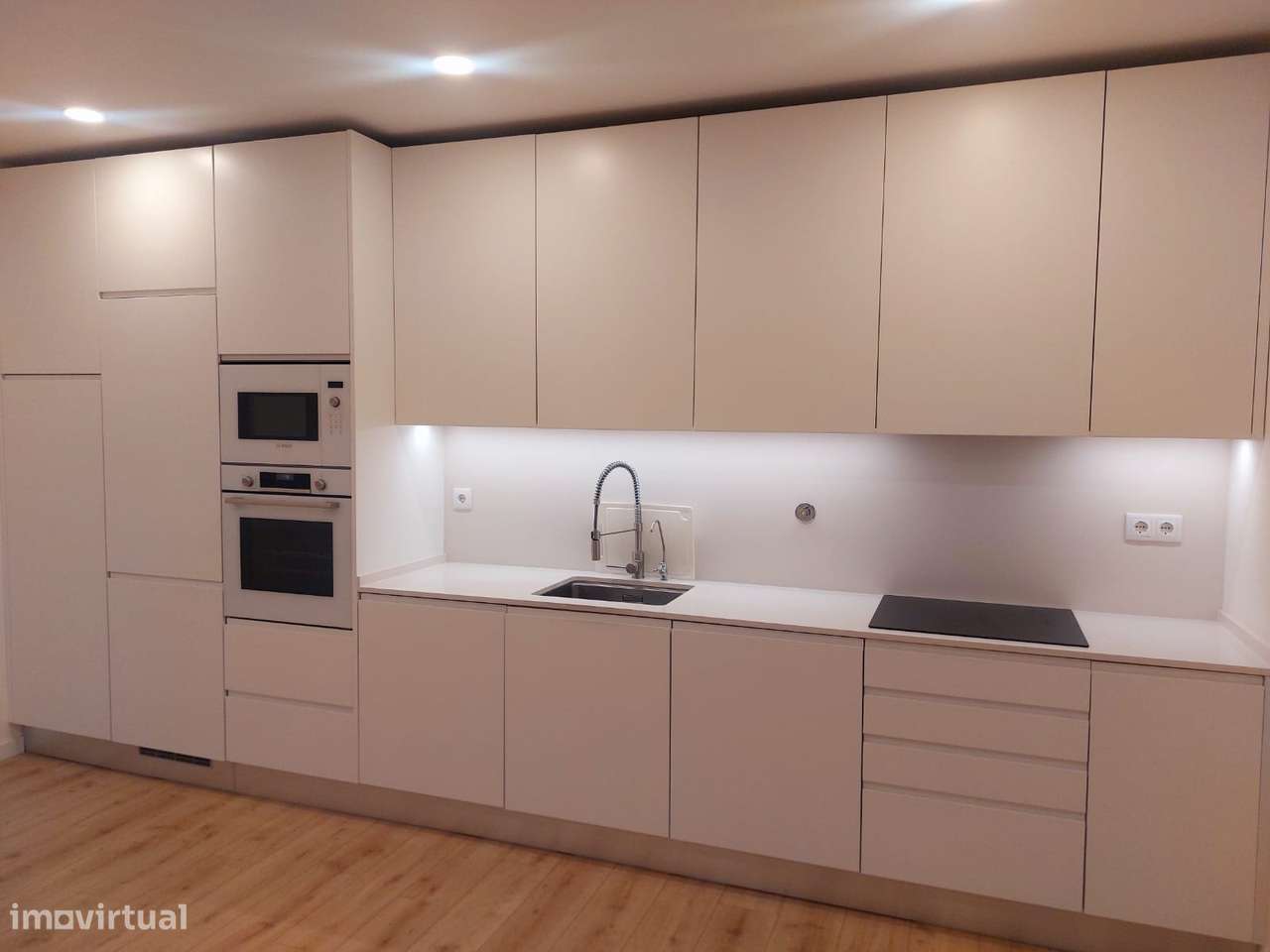 Apartamento Semi-Novo - Ferreiras-16