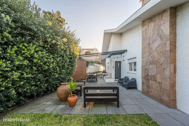 Moradia T4 à venda em Vila Nova de Gaia - Grande imagem: 2/18