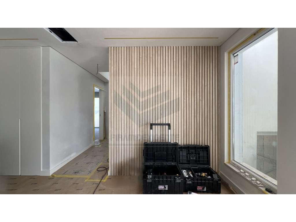 Moradia Isolada 4 Suítes, Piscina, Cave 43m2 - AZEITÃO-12