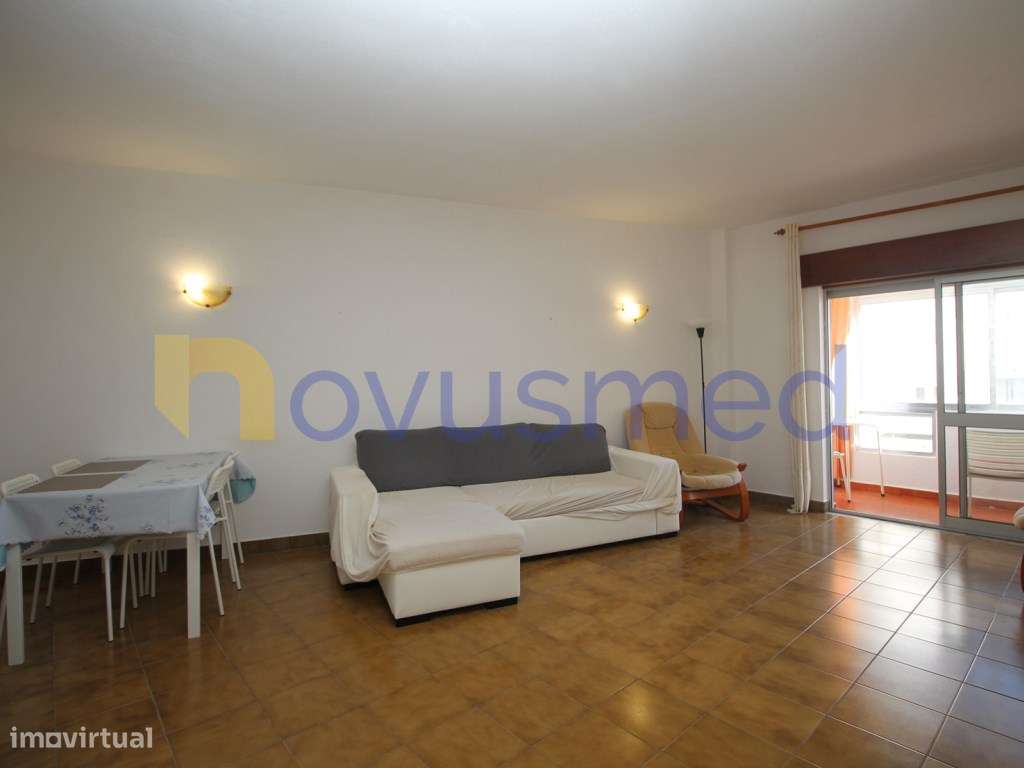 Apartamento T2 mobilado no centro de Albufeira, a 500 m da Praia do... - Grande imagem: 4/22