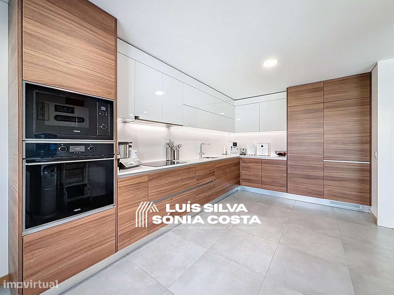 Apartamento T3 (2021) c/ 188m2, Garagem Fechada, Lugar de... - Grande imagem: 2/45