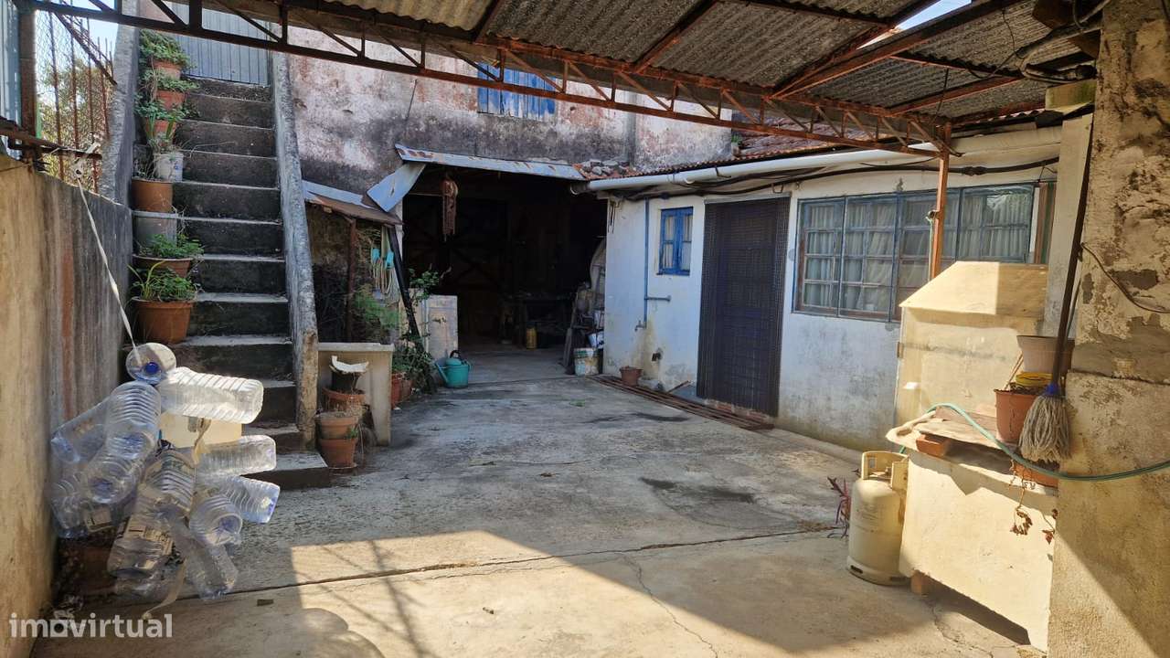 Moradia Térrea para Reconstrução em São Bernardo, Aveiro-13