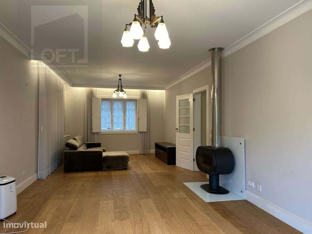 Moradia Geminada V5 p/ Venda em Guimarães-4