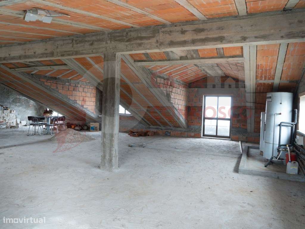 Imóvel Multifuncional com Elevado Potencial de Rentabilidade-17