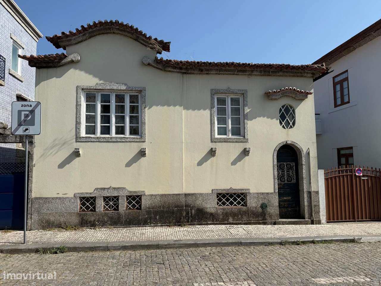 Moradia  T3 + escritório para restauro - Guimarães centro-9