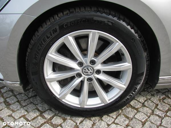 Volkswagen Passat 2.0 TDI Bi-Turbo BMT 4Mot Highline DSG - 34