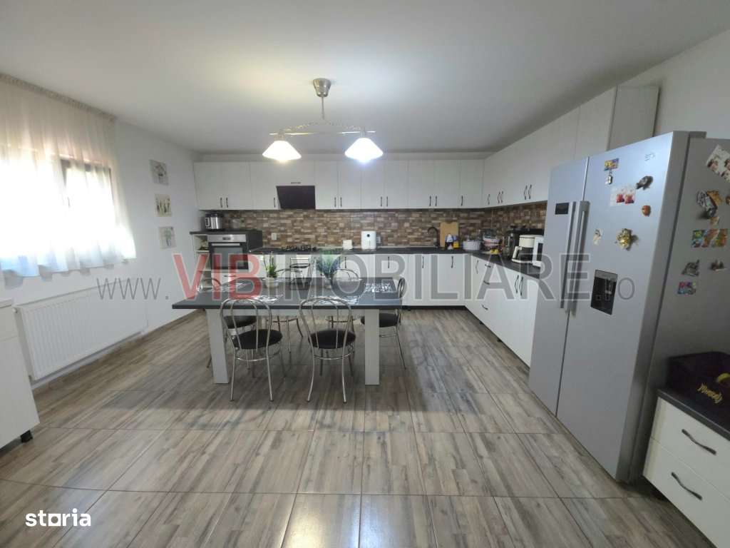 Vila 243 mp P+1 Comuna Cernica -Satul Posta - mobiliata/utilata comple - Imagine principală: 5/18