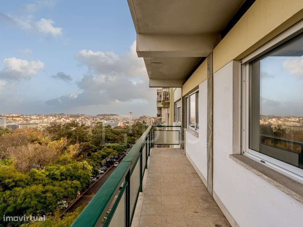 Apartamento T4 com varanda e vista para o Parque Eduardo VII, em Li... - Grande imagem: 4/30