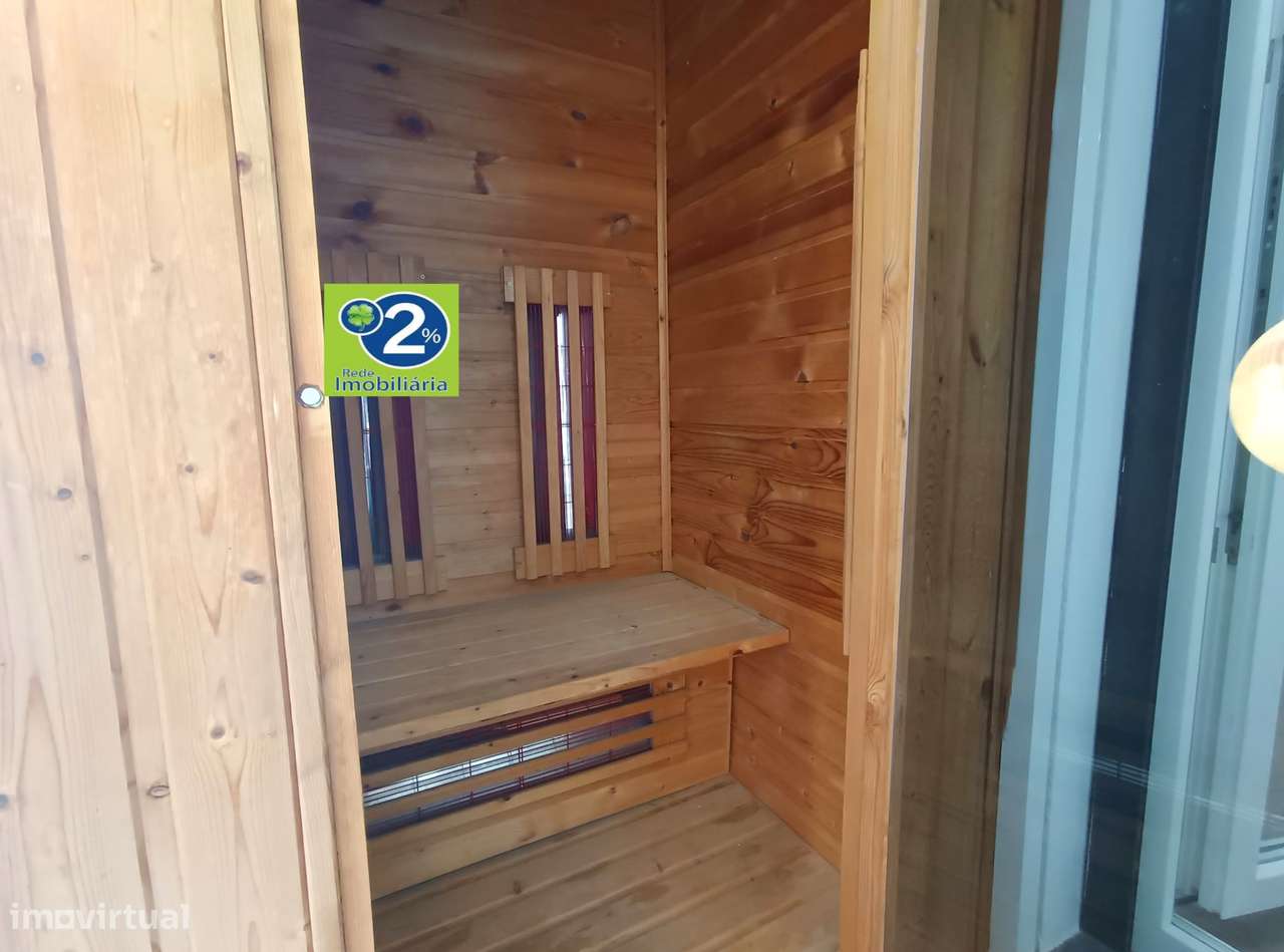 Moradia V4, com sauna e piscina - Grande imagem: 4/22