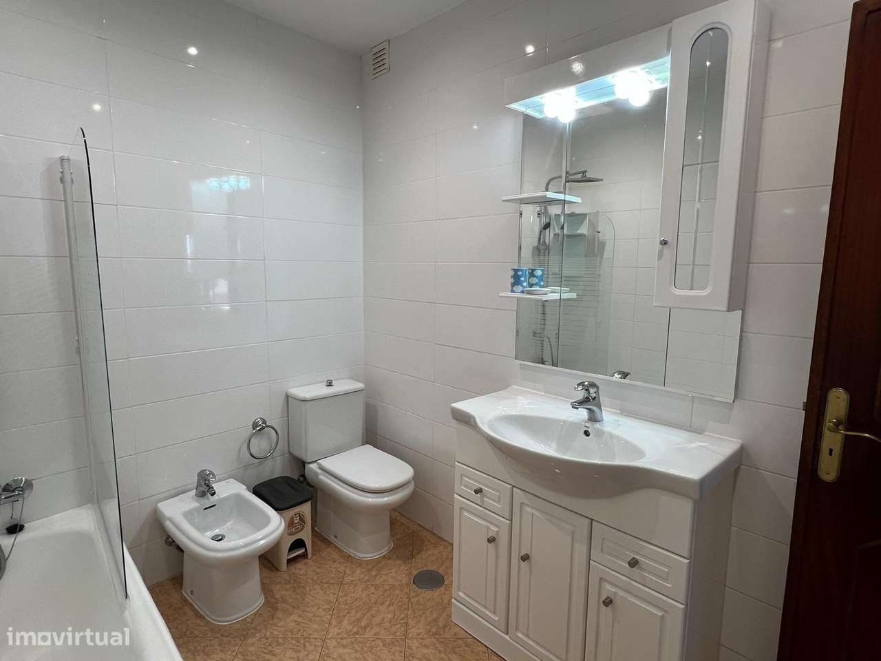 Apartamento T3 Remodelado, Canidelo - Vila Nova de Gaia-17