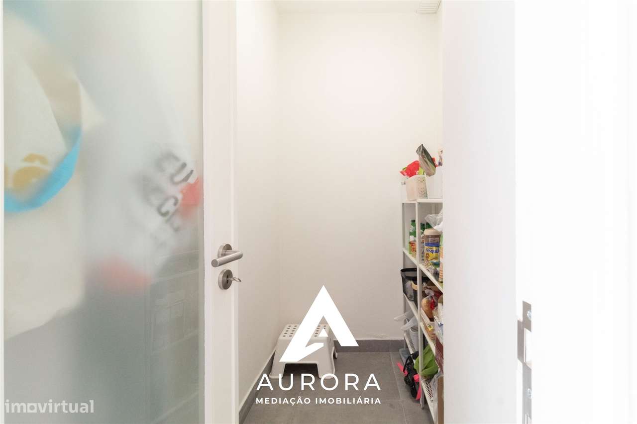 Apartamento T3 no centro de Fiães, Santa Maria da Feira, Renovado-27