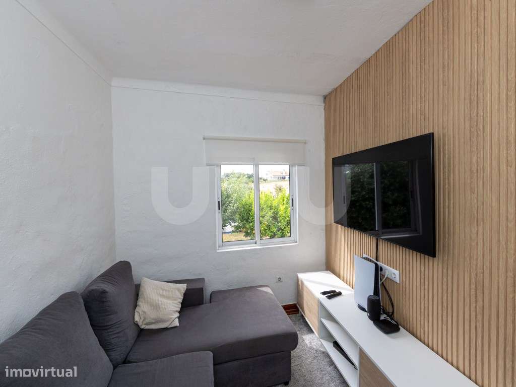 Apartamento T2 Renovado com Terreno na Maia - Montemor-o-Novo - Grande imagem: 4/23