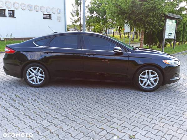 Ford Fusion - 10