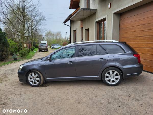 Toyota Avensis 2.0 VVT-i Combi Sol - 6