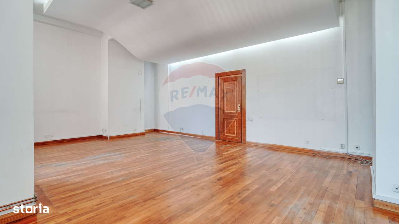 Birou de închiriat în clădire de birouri, Brașov, lângă Prefectura - Imagine principală: 4/9