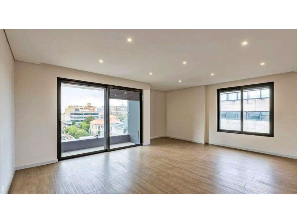 Apartamento T3 na Boavista - Grande imagem: 2/11