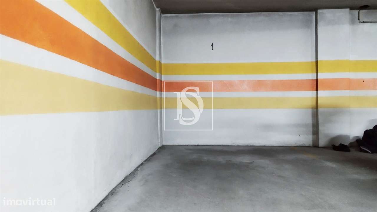 Apartamento T3 Venda em Sé, Santa Maria e Meixedo,Bragança-38