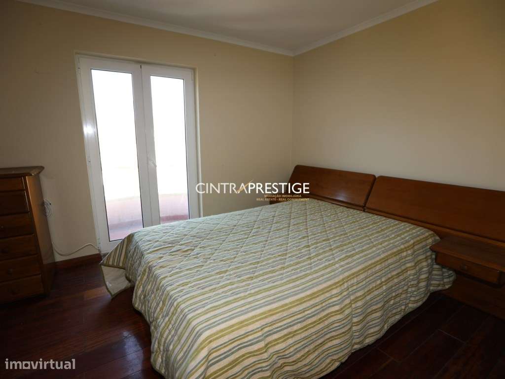 Moradia T3 e anexo T2 com Vista Deslumbrante para a Serra de Sintra...-17