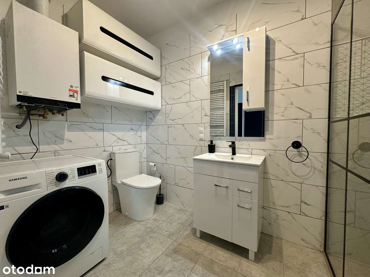 Apartament z miejscem parkingowy oraz pomieszczeniem gospodarczym-9