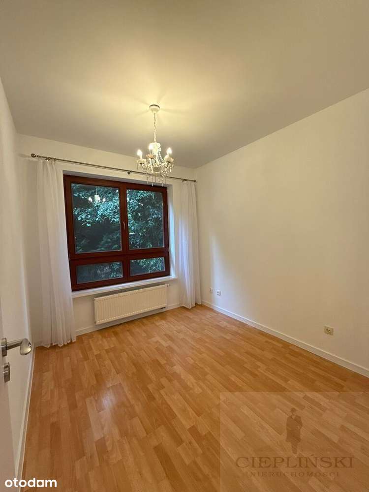 mieszkanie w apartamentowcu z balkonem-3