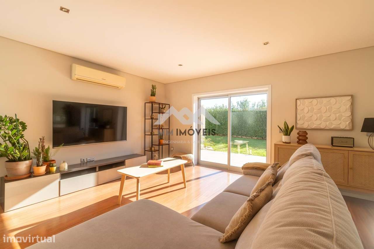 Moradia T3+1 | Famalicão | Térrea | Piscina | Jardins | LUXO | Como No - Grande imagem: 3/60