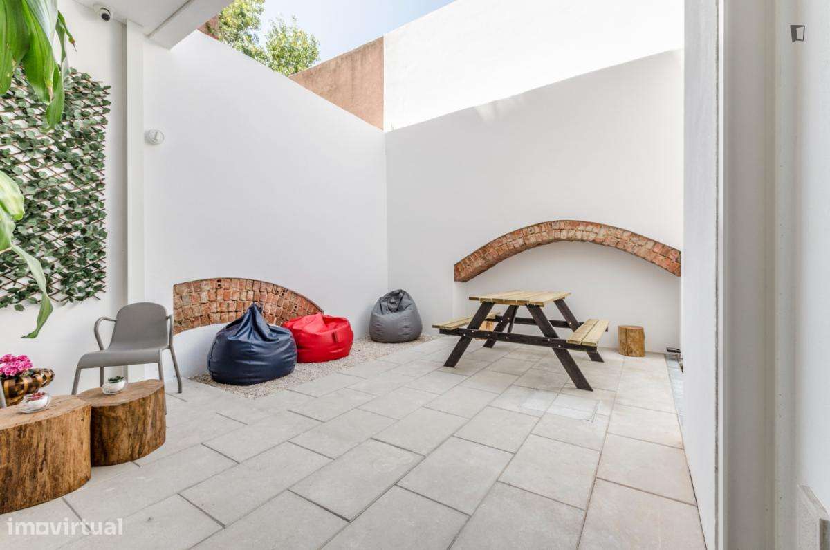 Estúdio - localizado em São Sebastião Lisbon - Grande imagem: 4/6