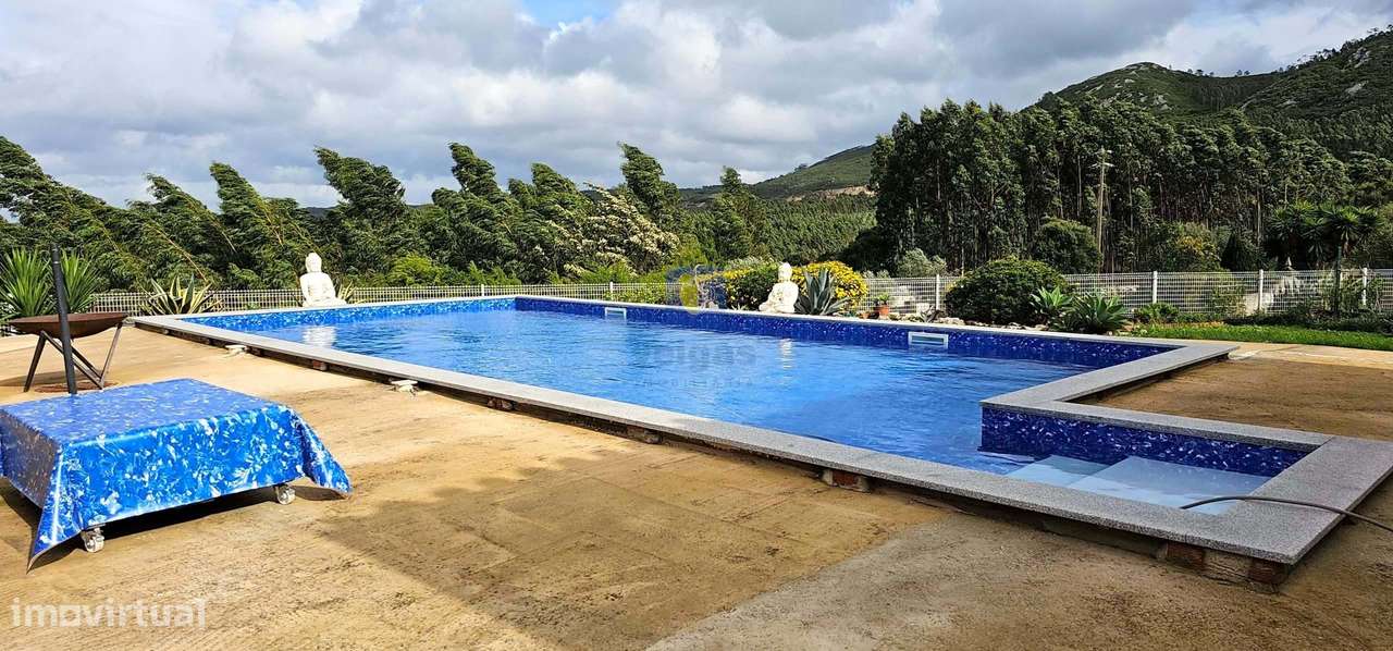 Moradia independente T3+1 com piscina e anexo, em Lamas, Cadaval - Grande imagem: 4/52