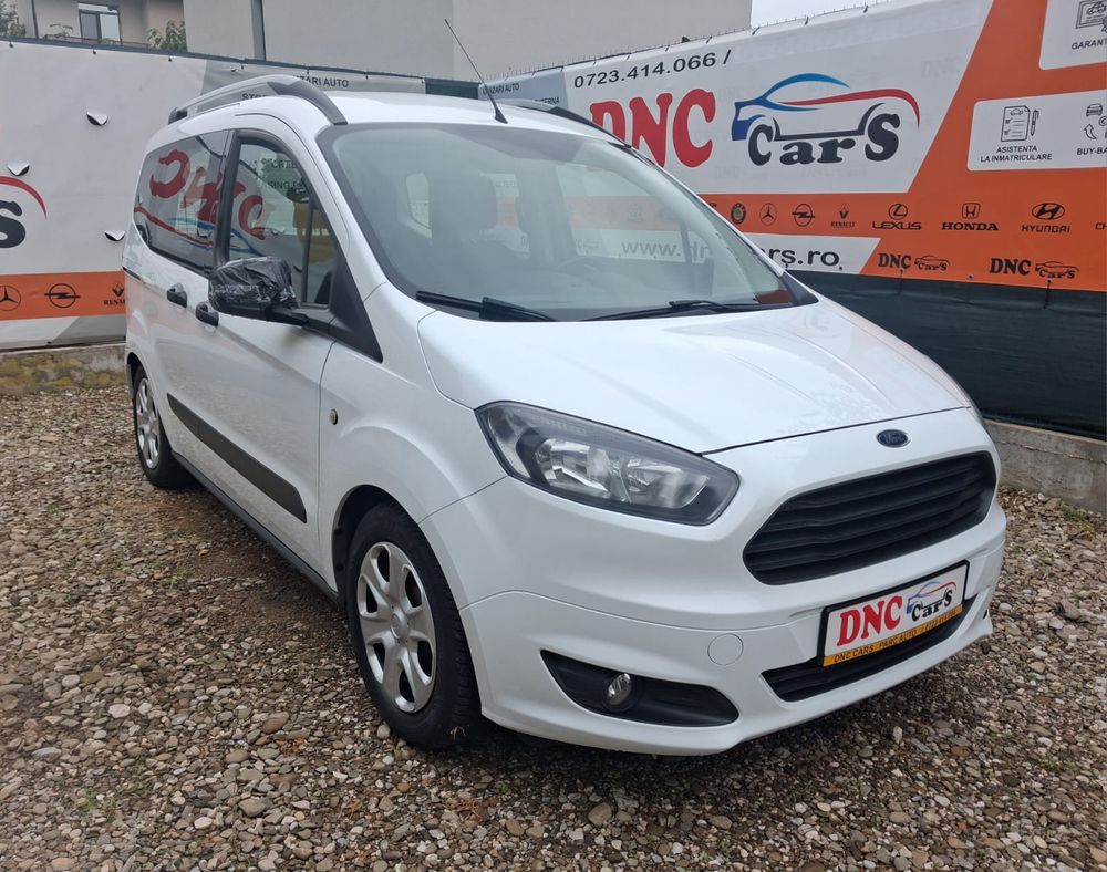 Ford Tourneo Courier 1.5 TDCi S&S Ambiente 2015