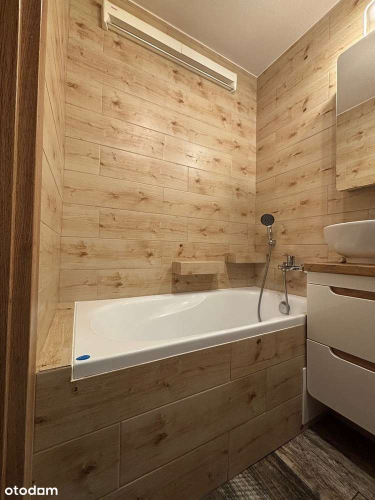 dobrze skomunikowane, I piętro, koło Fabryki Wody-16