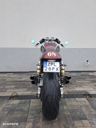 Yamaha XJR - 7