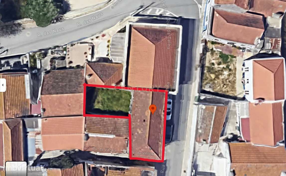 Prédio de 2 pisos e quintal, para recuperar, em Telha, a 10 min da est - Grande imagem: 2/17