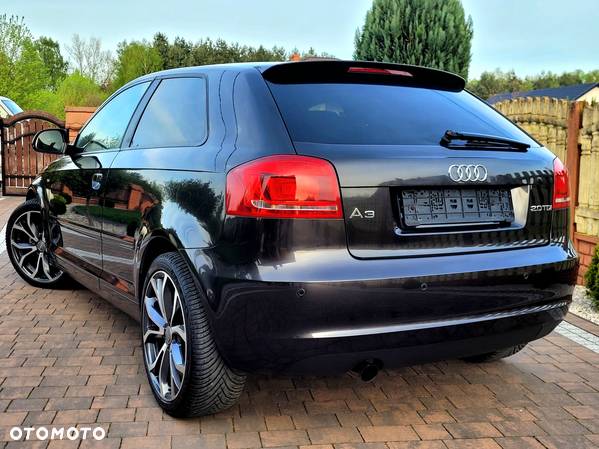 Audi A3 2.0 TDI DPF S line Sportpaket - 12