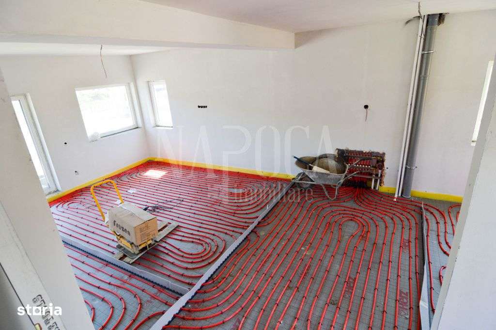 Casa 4 camere de vanzare in Campenesti - Imagine principală: 4/13