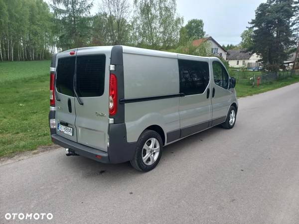 Renault Trafic - 8