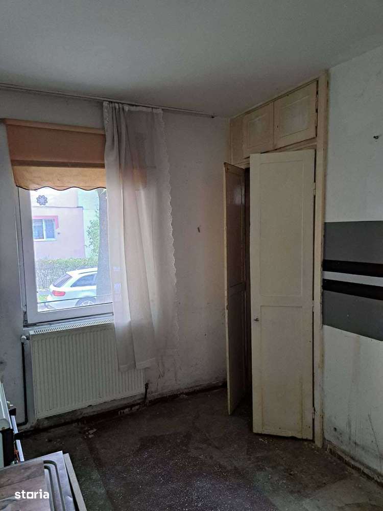 Apartament de vanzare 2 camere , Micro 16 , parter , 53.000 euro neg.-7