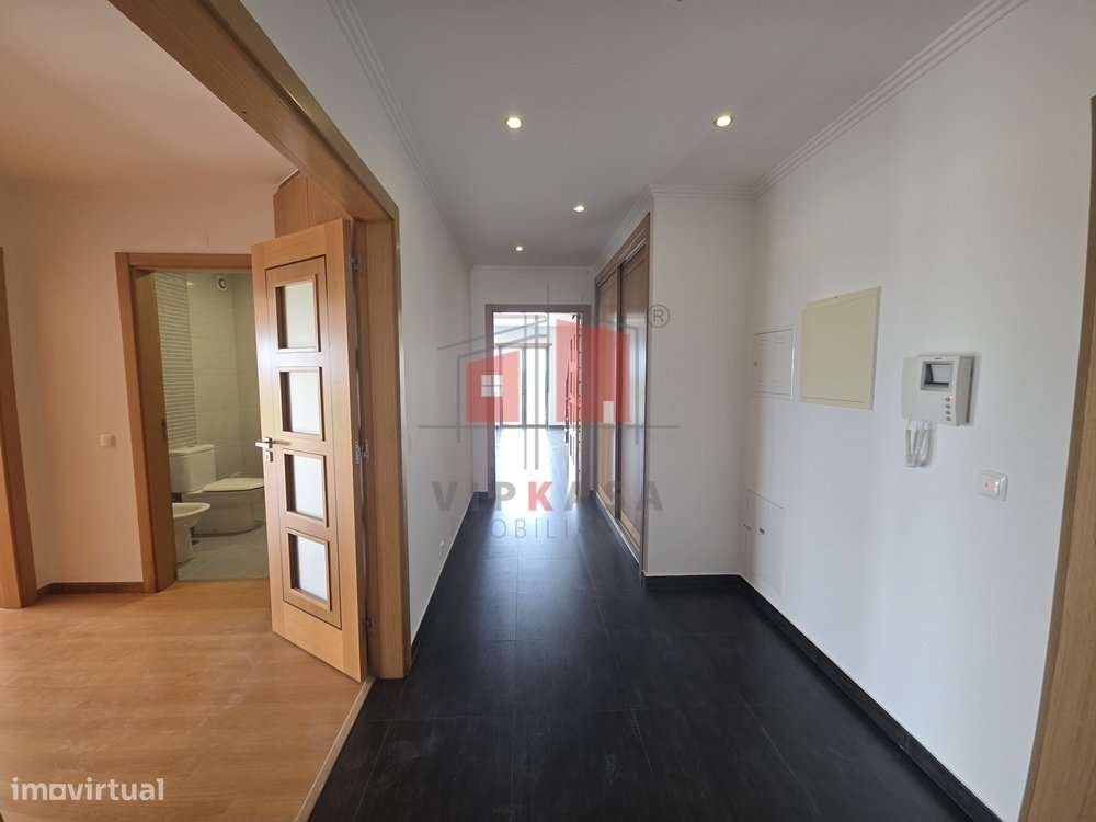 Apartamento T3+1 em Mafra-1
