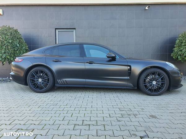 Porsche Panamera 4S PDK - 4