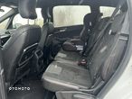 Ford S-Max - 17