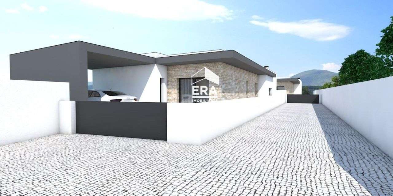 Moradia T3 localizada a 15 minutos da Nazaré - Grande imagem: 4/18