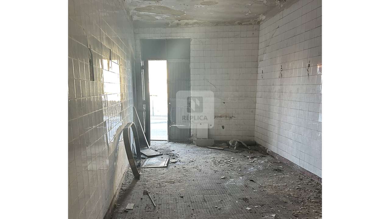 Moradia Reabilitação Comércio Habitação Indústria na Maia - Grande imagem: 5/14