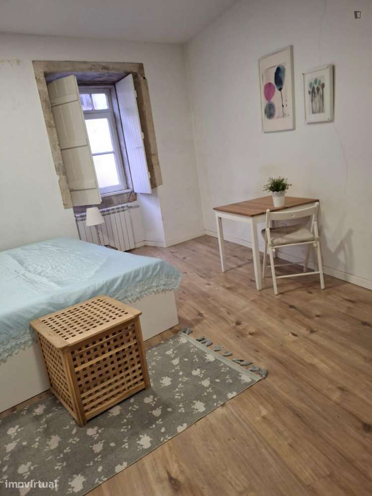 Estúdio - localizado em Montarroio Coimbra - Grande imagem: 4/8