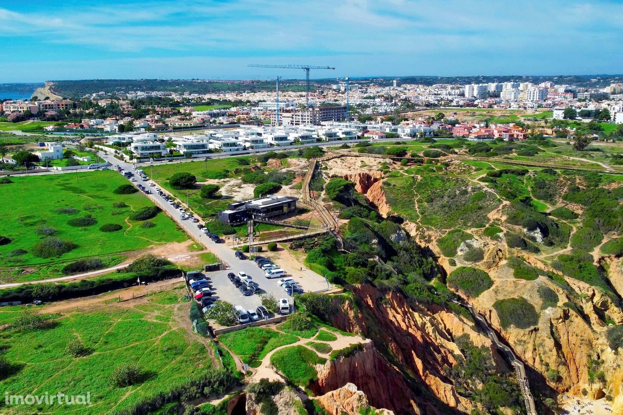 Terreno com ruina a venda na Ponta da Piedade em Lagos