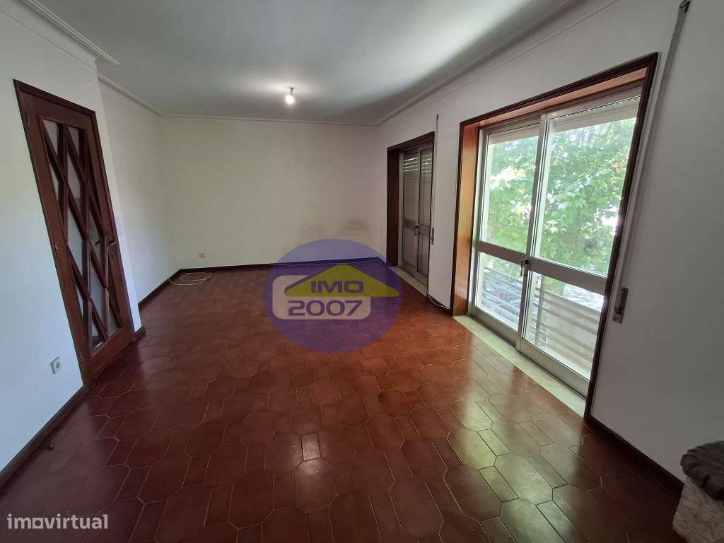 Moradia T3 em Miramar-14