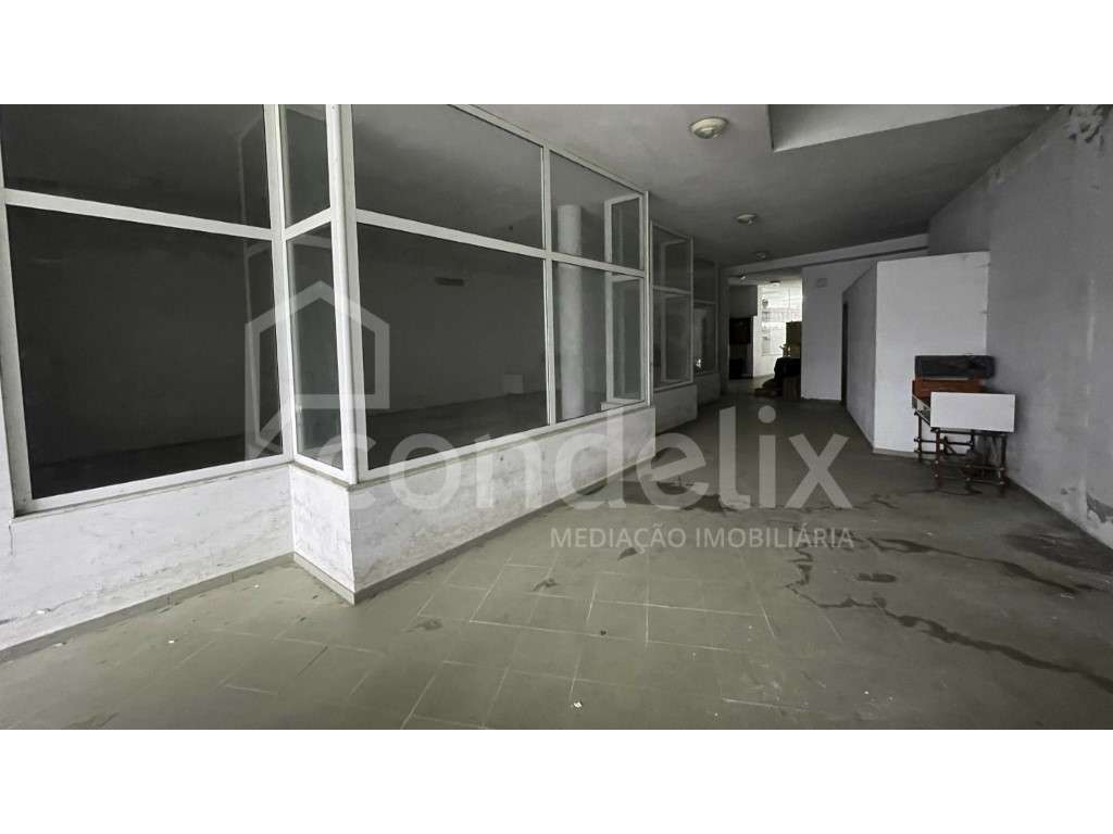 Loja para venda, com montra de 3 metros Felgueiras - Grande imagem: 5/10