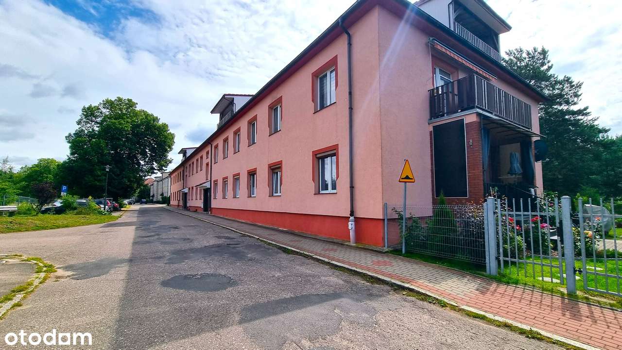 Przytulne mieszkanie na parterze – idealne miejsce do zamieszkania.-17